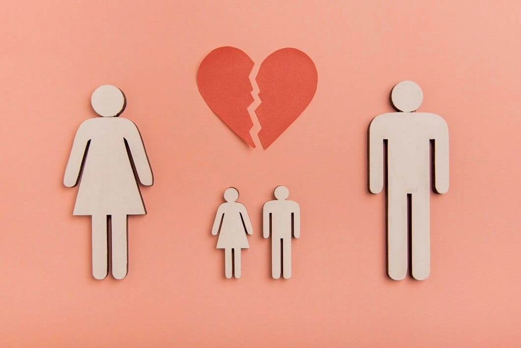 تعرف على قانون الطلاق الجديد في سلطنة عمان .. كم مقدار النفقة للابناء بعد الطلاق ؟